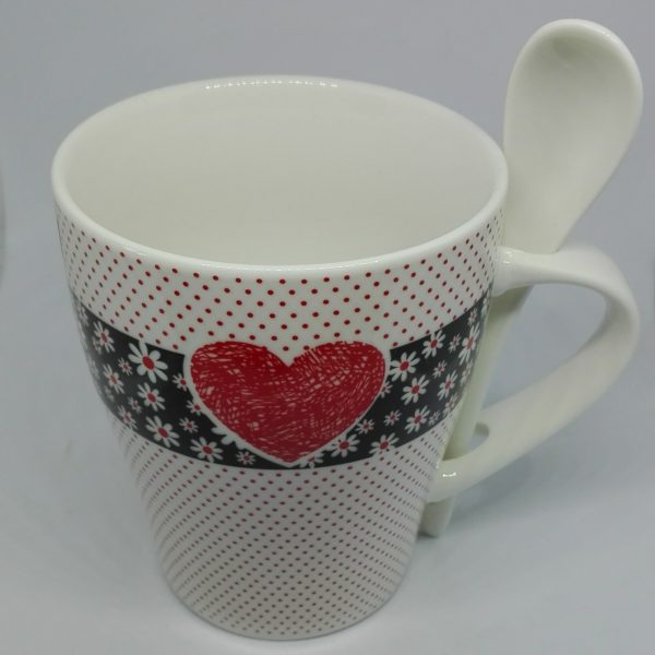 Tazza porcellana con cuore e fiori