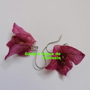 Orecchini a pendente, Bougainvillea veri, essiccati naturalmente vetrificati in resina.